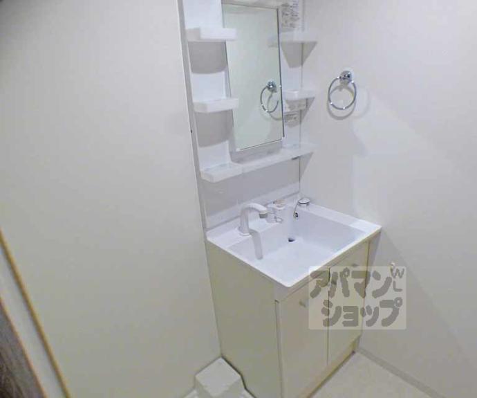 【エントランスライフ宝ヶ池】間取