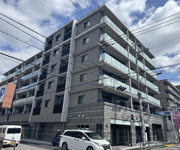 パラドール西院四条通マークス