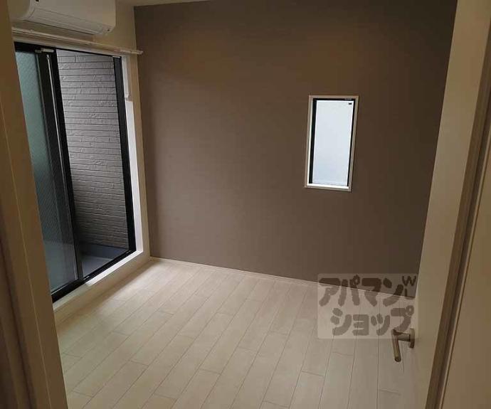 【ルピナス西大路】間取