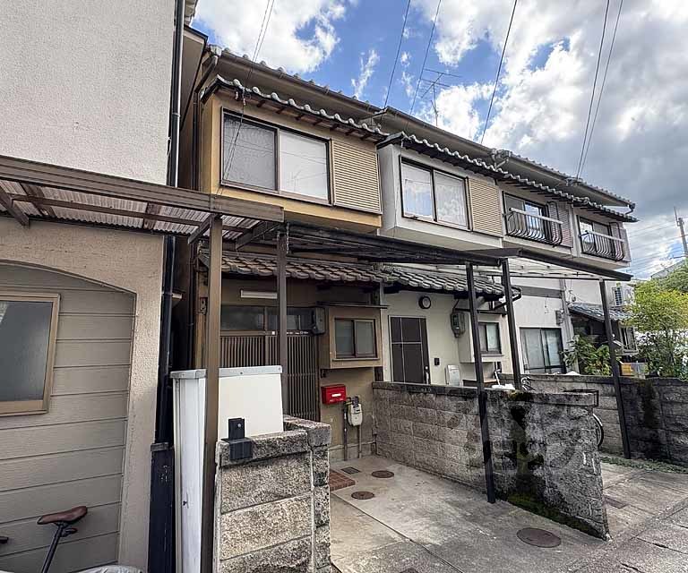 牛ケ瀬弥生町貸家