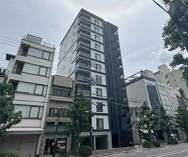 【シーンズ京都鴨川河原町】間取