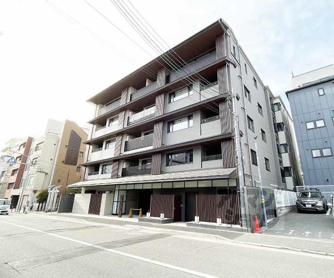 【ヴィ―クコート京都四条烏丸】間取