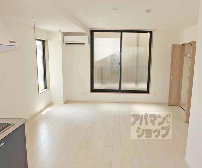 【ＮＡＫＡＮＩＳＨＩ　ＦＩＲＳＴ　ＢＬＤ．】間取