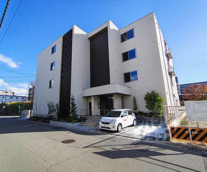 【エクレール　ヴェール　シャーメゾン西院】間取