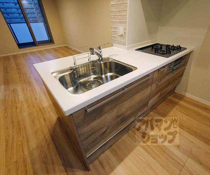 【エクレール　ヴェール　シャーメゾン西院】間取