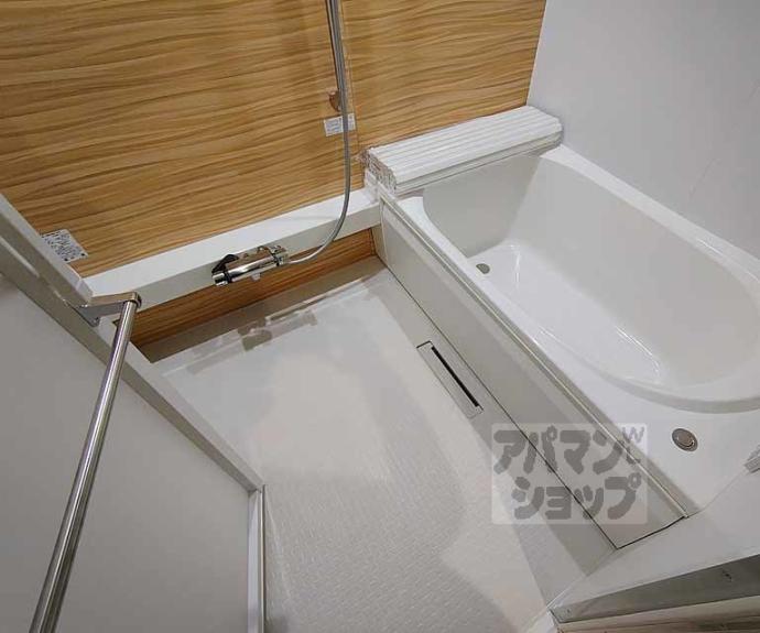 【エクレール　ヴェール　シャーメゾン西院】間取