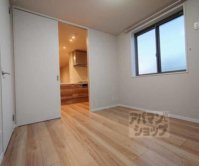 【エクレール　ヴェール　シャーメゾン西院】間取