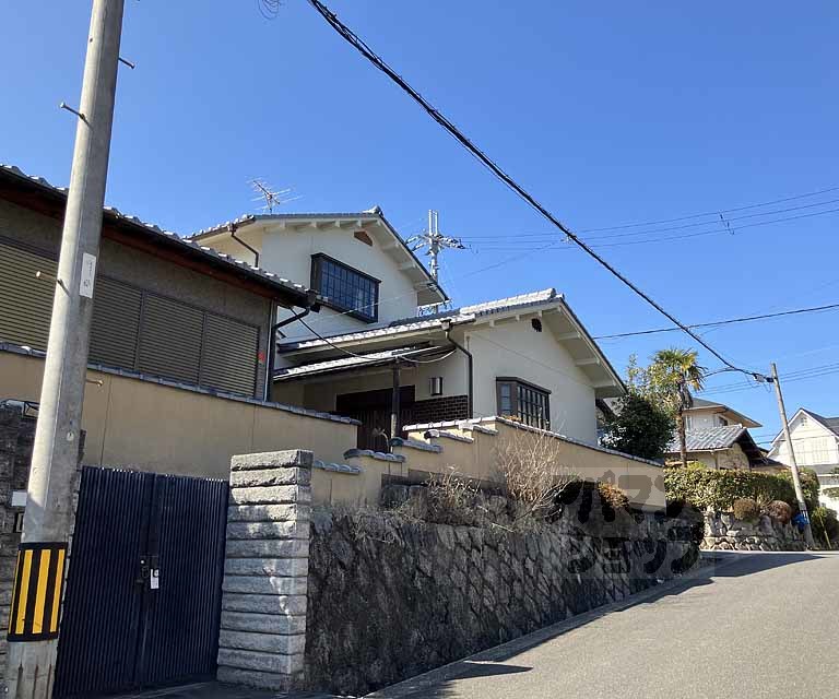 梅が丘３丁目貸家