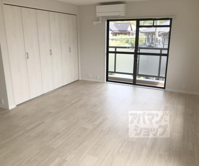 【ソレイユ三宅Ⅱ】間取