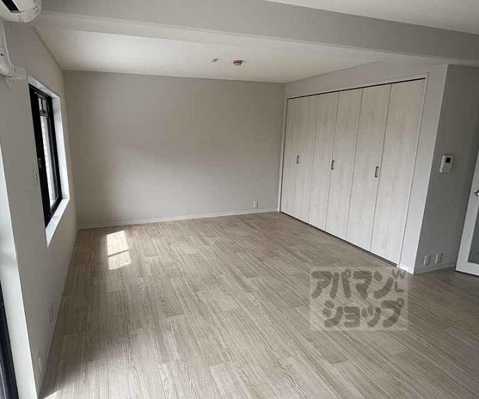 【ソレイユ三宅Ⅱ】間取