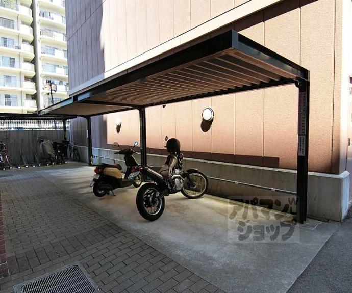 【パインフィールド西京極】間取