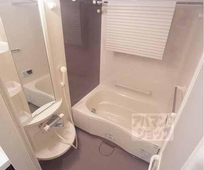 【パインフィールド西京極】間取