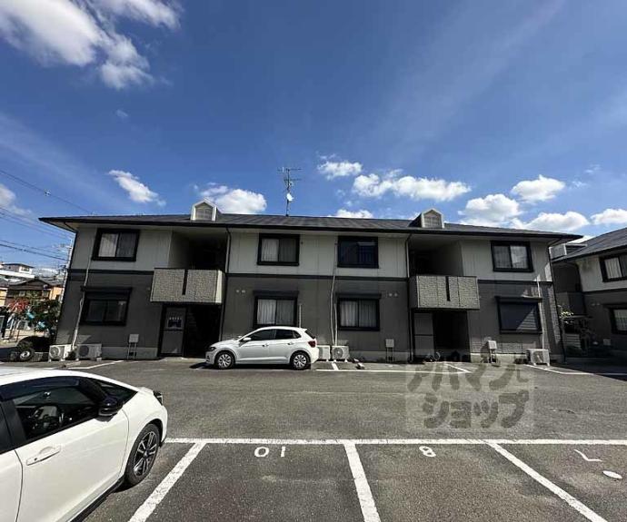 【ハイカムール上桂】間取