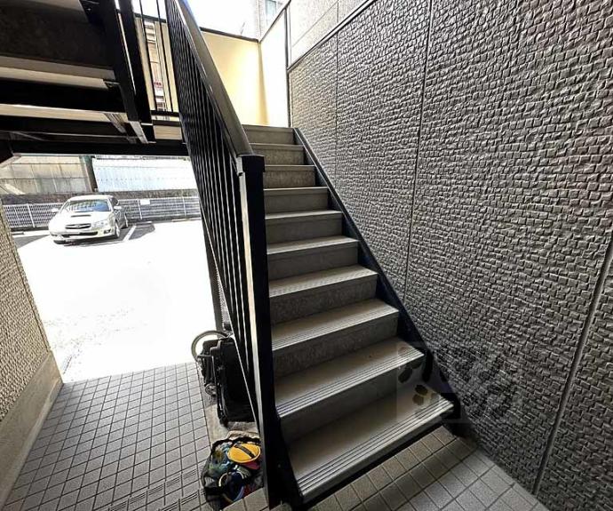 【ハイカムール上桂】間取