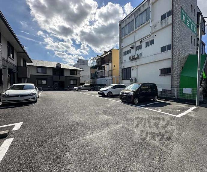 【ハイカムール上桂】間取