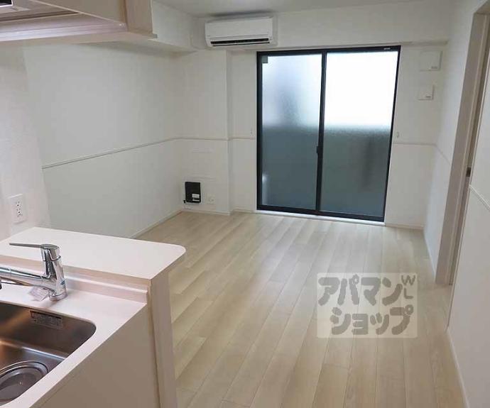 【グロブナーコート丹波口】間取