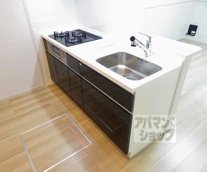 【グロブナーコート丹波口】間取