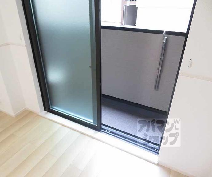 【グロブナーコート丹波口】間取