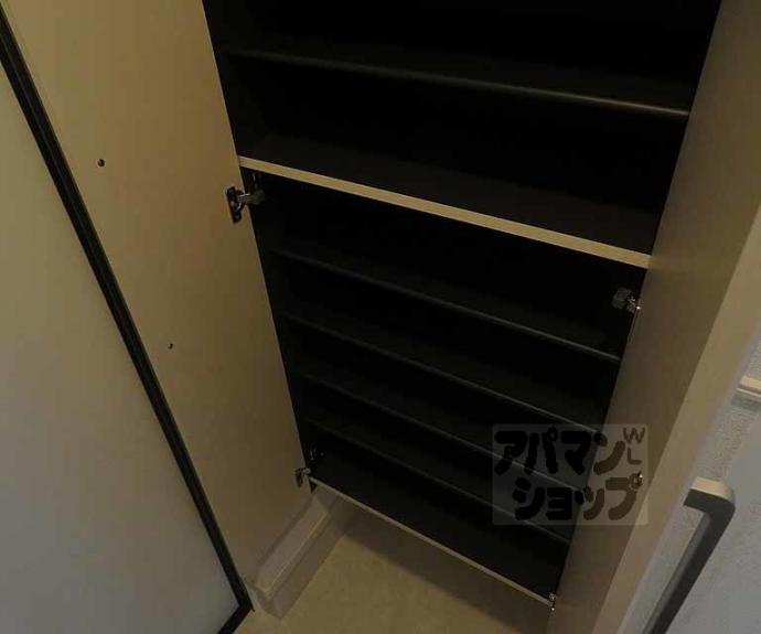 【グロブナーコート丹波口】間取