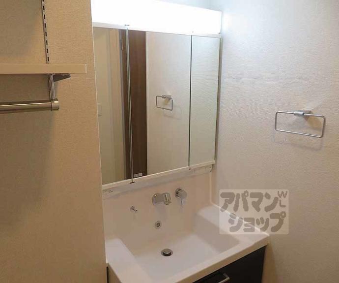 【グロブナーコート丹波口】間取