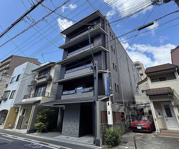 【シャリエ御所南柳馬場二条】間取