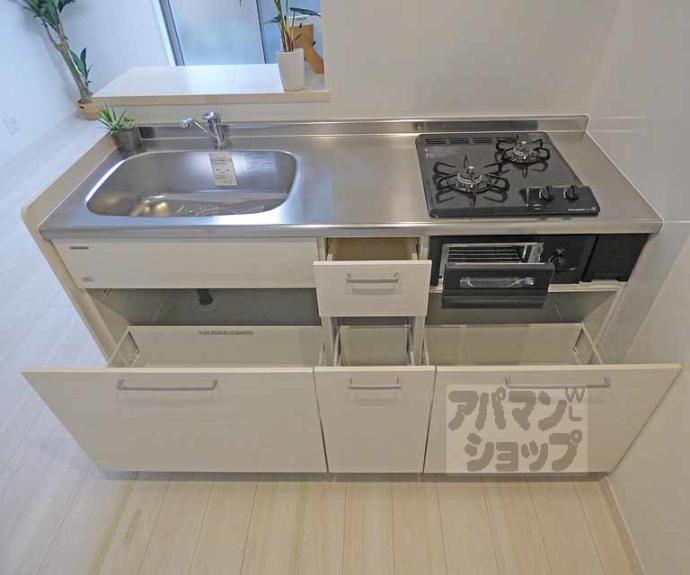 【ラヴィエール北白川】間取