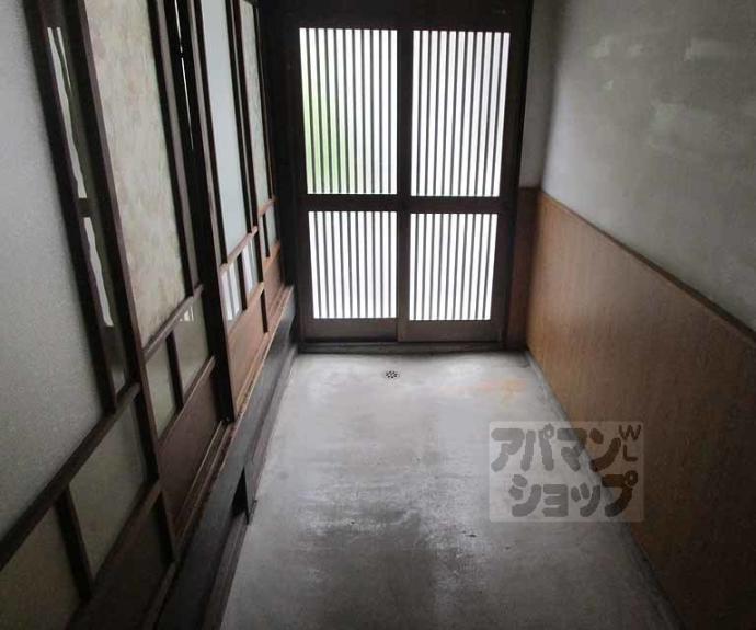 【紫野東舟岡町１３－２０貸家】間取
