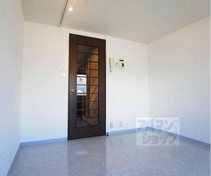 【エミネント上桂】間取