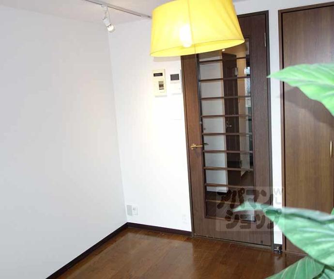 【エミネント上桂】間取