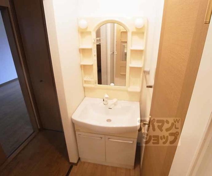 【プチ・ウエスト】間取