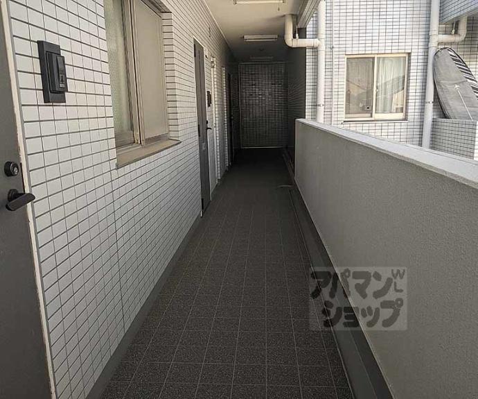 【プルーリオン上桂（ベルヴィ５４）】間取