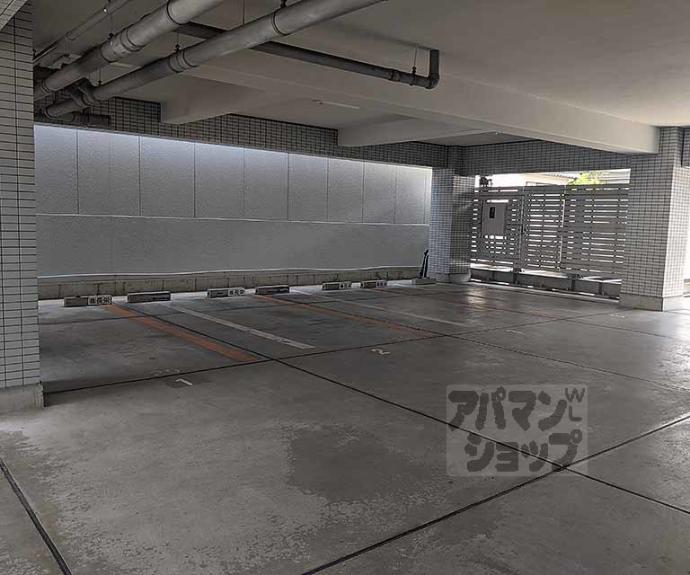 【プルーリオン上桂（ベルヴィ５４）】間取