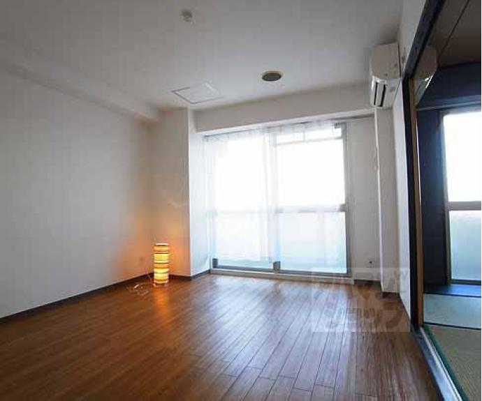 【プルーリオン上桂（ベルヴィ５４）】間取