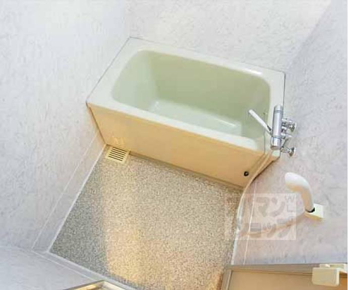 【プルーリオン上桂（ベルヴィ５４）】間取