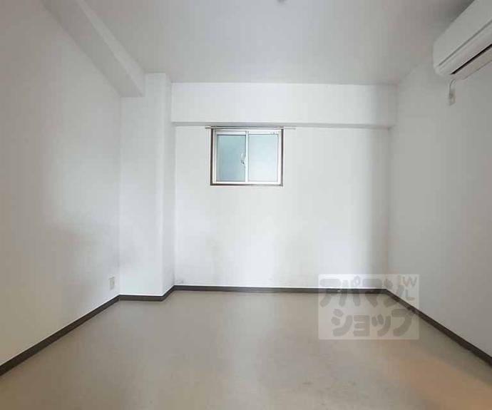 【プルーリオン上桂(ベルヴィ54)】間取