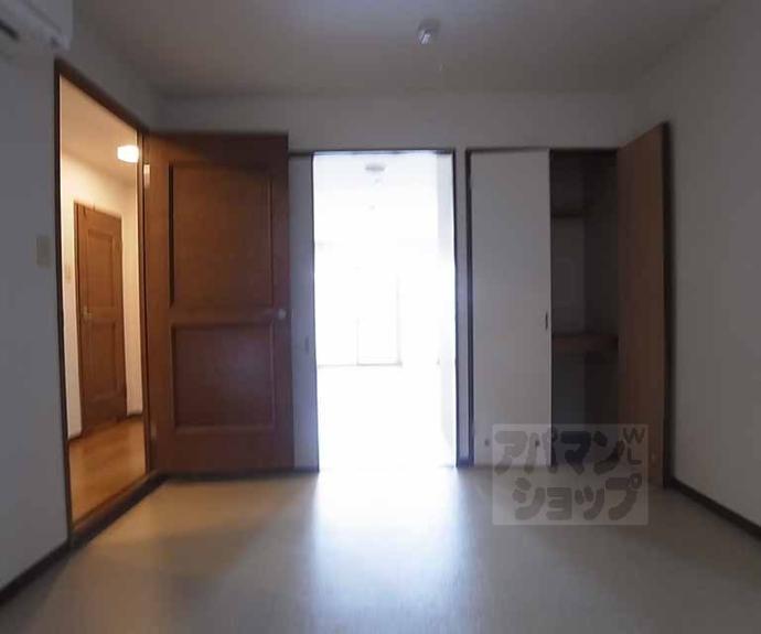 【プルーリオン上桂(ベルヴィ54)】間取