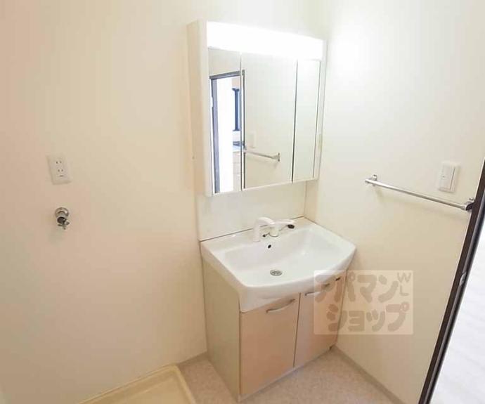 【ベルジュール小嶋】間取