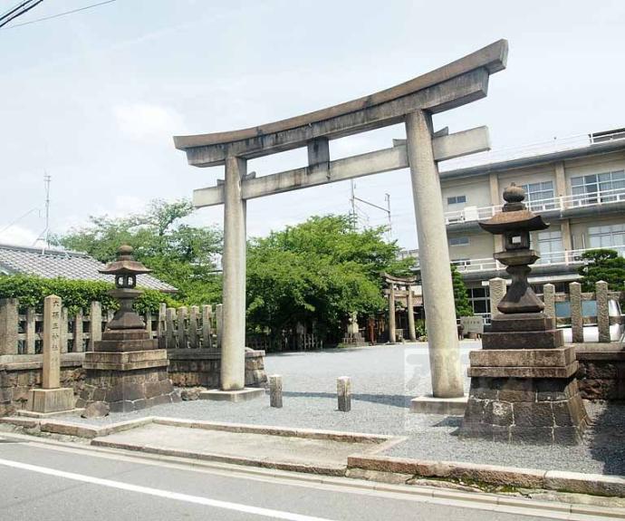 【南区唐橋花園町３７貸家】