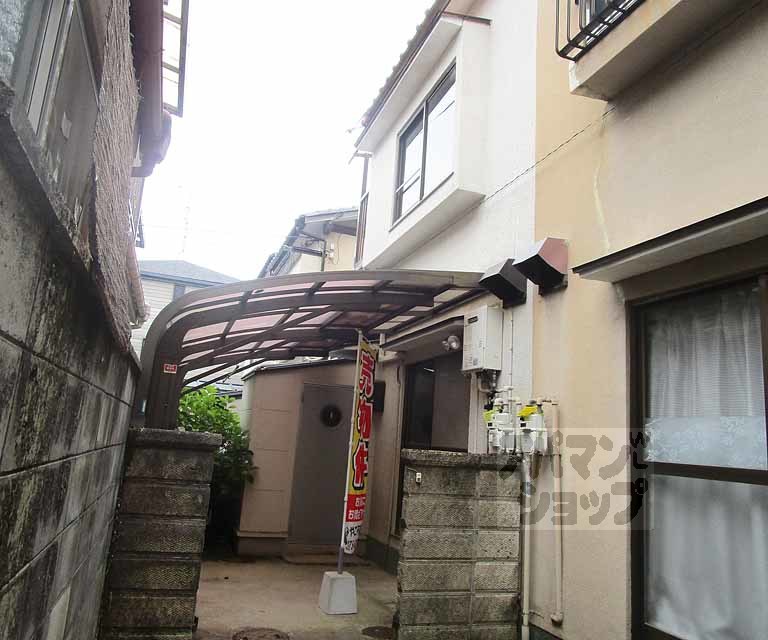 西賀茂北川上町１０貸家