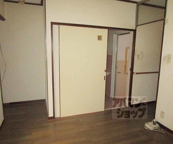 【西賀茂北川上町１０貸家】