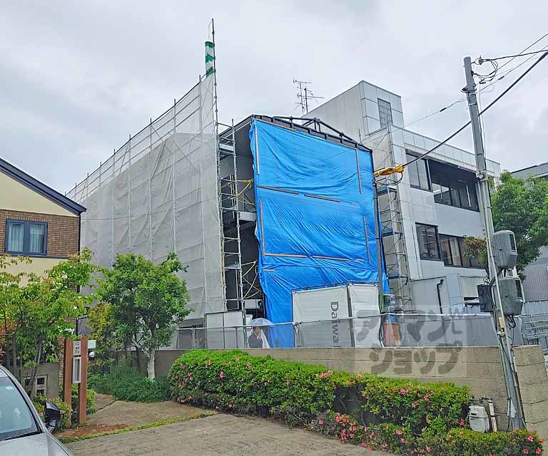 コートセブンエイト