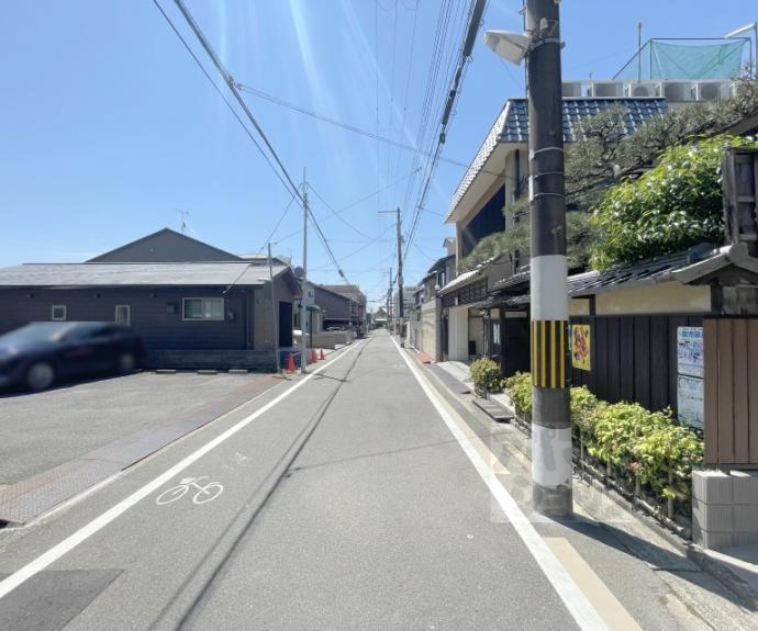 【ロータス御所東】間取