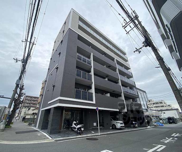 【ベラジオ雅び京都西京極】間取