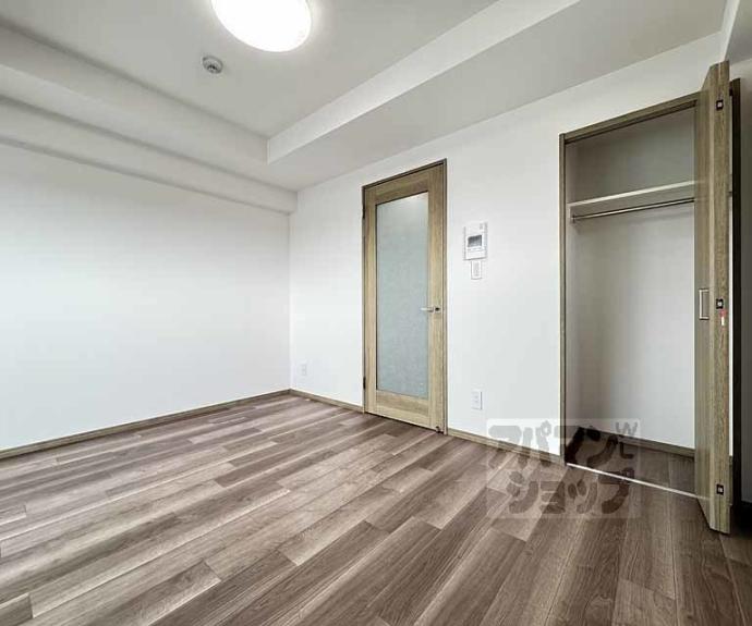 【ベラジオ雅び京都西京極】間取