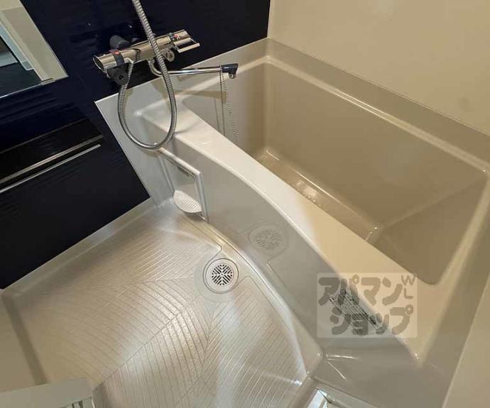 【ベラジオ雅び京都西京極】間取