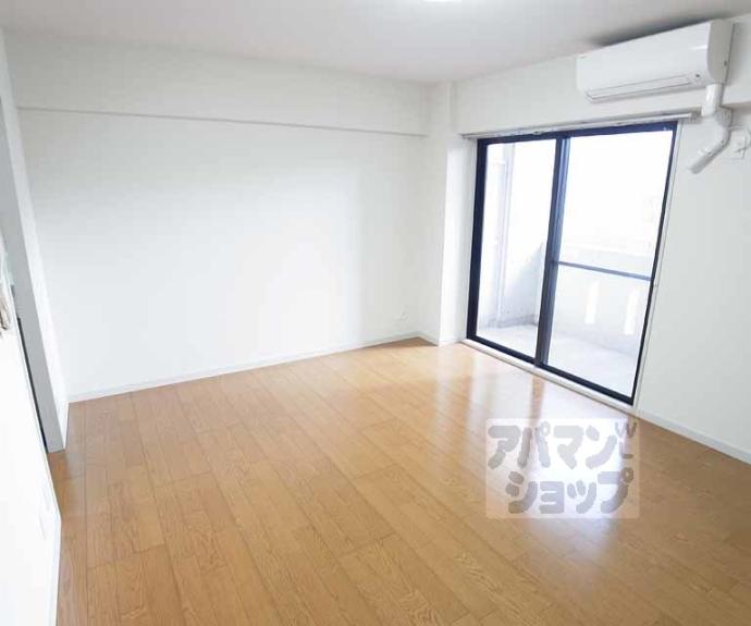 【ランブラス桂】間取