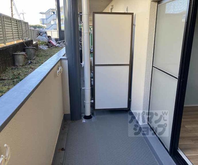 【ロイヤルコートワダ】間取