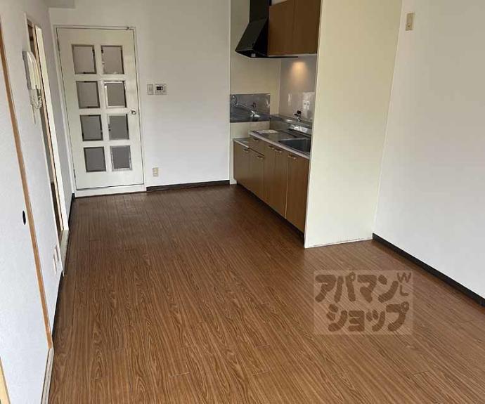 【ロイヤルハイツ高塚Ⅱ】間取