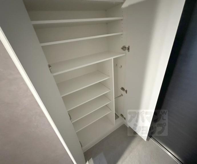 【エステムコート京都二条】間取