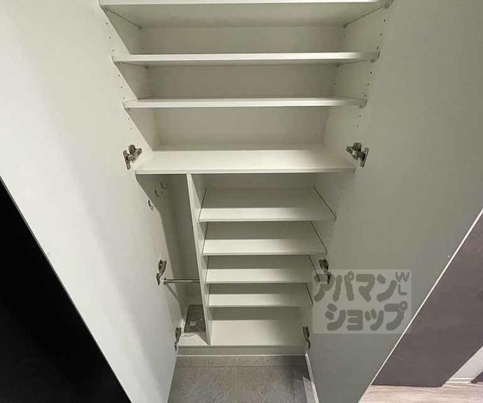 【エステムコート京都二条】間取